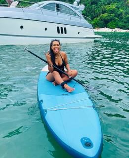 Camila Loures feet photo 6