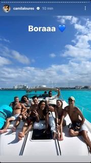Camila Loures feet photo 5