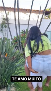 Camila Loures feet photo 17