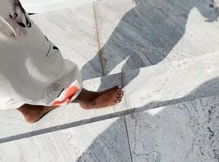 Camila Loures feet photo 16