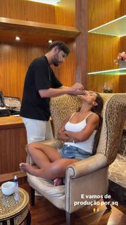 Camila Loures feet photo 3