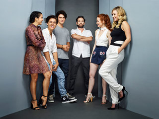 Camila Mendes feet photo thumbnail