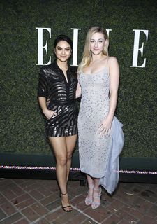 Camila Mendes feet photo thumbnail