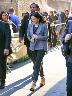 Camila Mendes feet photo thumbnail