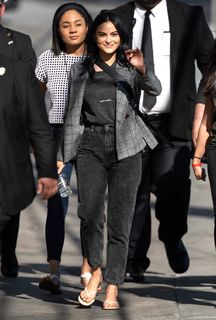 Camila Mendes feet photo thumbnail