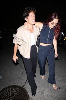 Camila Mendes feet photo thumbnail