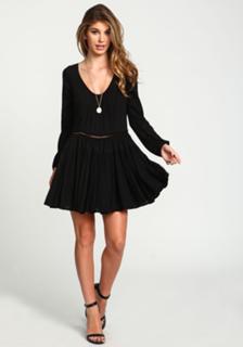 Camila Morrone feet photo thumbnail