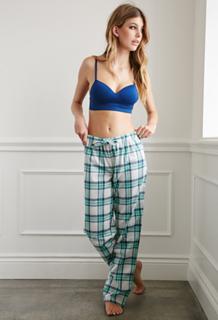 Camila Morrone feet photo thumbnail