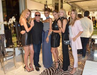Camila Morrone feet photo thumbnail