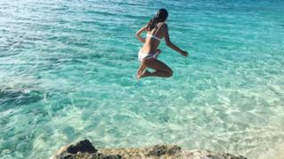 Camila Morrone feet photo thumbnail