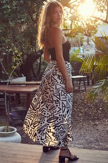 Camila Morrone feet photo thumbnail