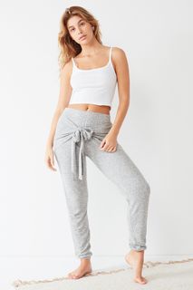 Camila Morrone feet photo thumbnail