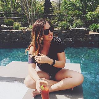 Camila Nakagawa feet photo 8
