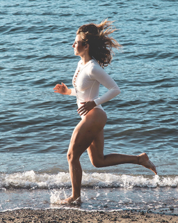 Camila Nakagawa feet photo 12