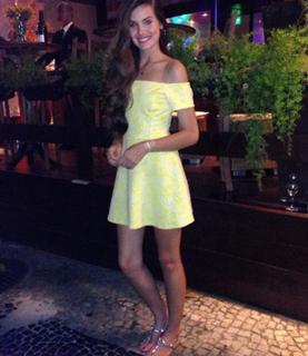 Camila Queiroz feet photo thumbnail