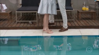 Camila Queiroz feet photo thumbnail