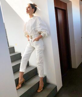 Camila Queiroz feet photo thumbnail