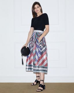 Camila Queiroz feet photo thumbnail