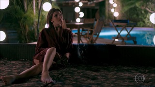 Camila Queiroz feet photo thumbnail