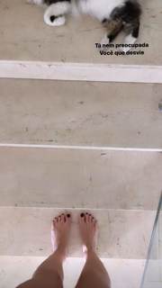 Camila Queiroz feet photo thumbnail