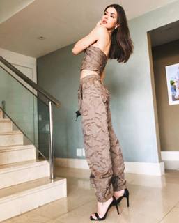 Camila Queiroz feet photo thumbnail