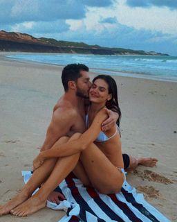 Camila Queiroz feet photo thumbnail