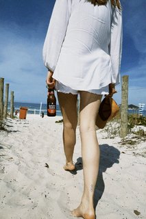 Camila Queiroz feet photo thumbnail