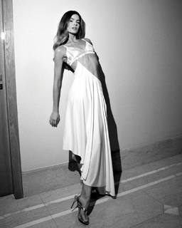 Camila Queiroz feet photo thumbnail
