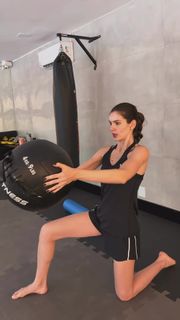 Camila Queiroz feet photo 7
