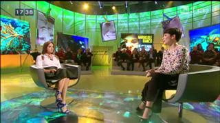 Camila Raznovich feet photo thumbnail