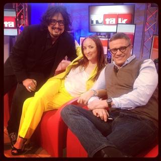 Camila Raznovich feet photo thumbnail