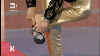 Camila Raznovich feet photo thumbnail