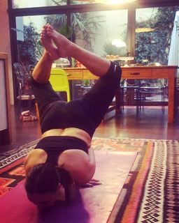 Camila Raznovich feet photo thumbnail