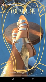 Camila Raznovich feet photo thumbnail