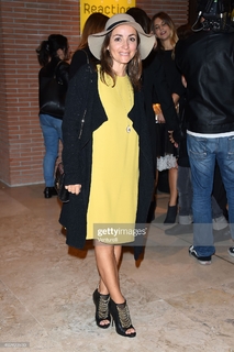 Camila Raznovich feet photo thumbnail