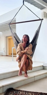 Camila Raznovich feet photo thumbnail