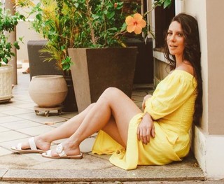 Camila Rodrigues feet photo 12