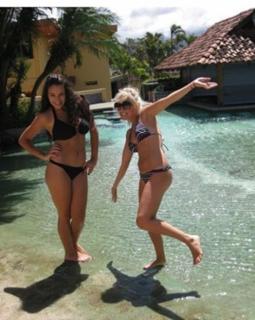 Camila Salazar feet photo 3