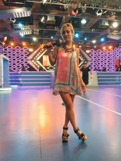 Camila Salazar feet photo 17