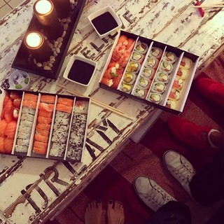 Camila Salazar feet photo 16