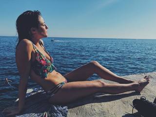 Camila Salazar feet photo 19