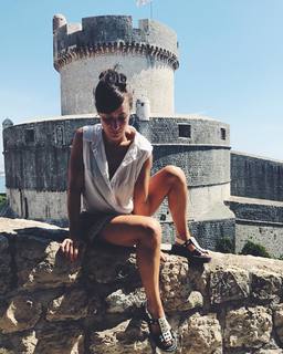 Camila Salazar feet photo 18