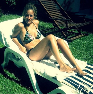 Camila Salazar feet photo 3