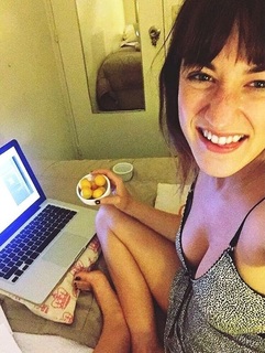 Camila Salazar feet photo 9