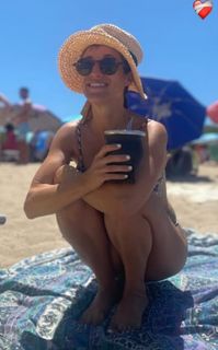 Camila Salazar feet photo 2