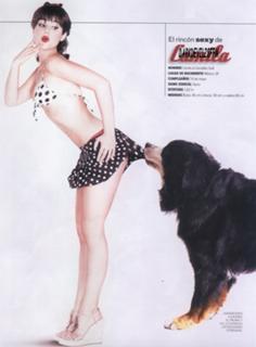 Camila Sodi feet photo thumbnail