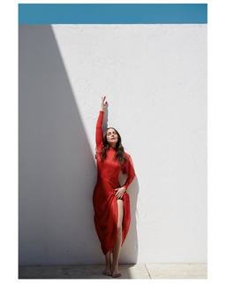 Camila Sodi feet photo thumbnail