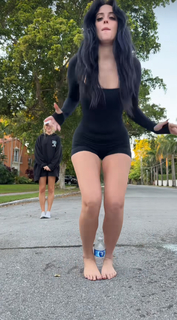 Camilla Araújo feet photo thumbnail