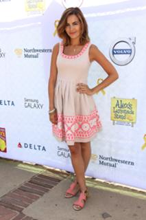 Camilla Belle feet photo thumbnail