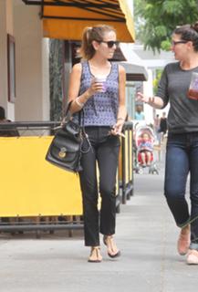Camilla Belle feet photo thumbnail